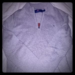 Boys Large Vineyard Vine sweater